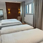 Hozo - Exklusivapartments Der Roze Living * Koblenz (Rhineland-Palatinate)